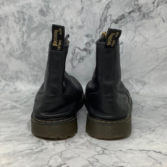 Dr. Martens Mens 13M Black Awley 8 Eye Leather Combat Boots Lace Up Lug Sole A14 - Picture 4 of 11